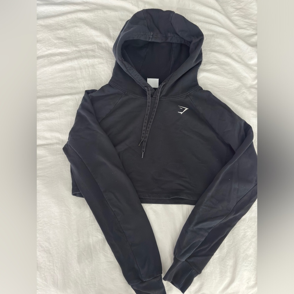Gymshark cropped hoodie in black size small